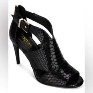 Kenneth Cole New York Women's Kick 85 Peep Toe